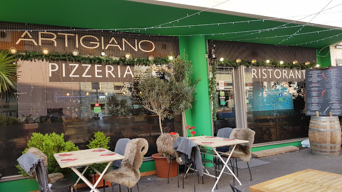 Artigiano Café Pizzeria Napoletana