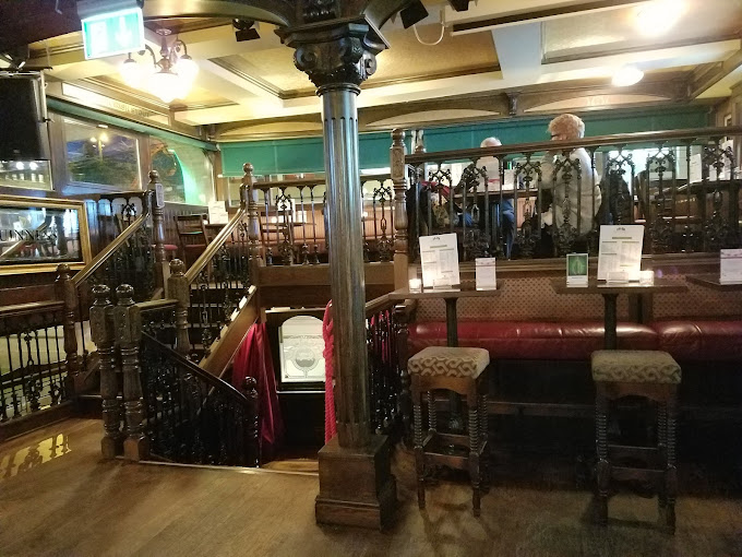 Paddy Reilly’s Irish Pub & Restaurant