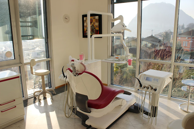 Dr. Fraschina Fiorenzo – Studio Medico Dentistico a Lugano