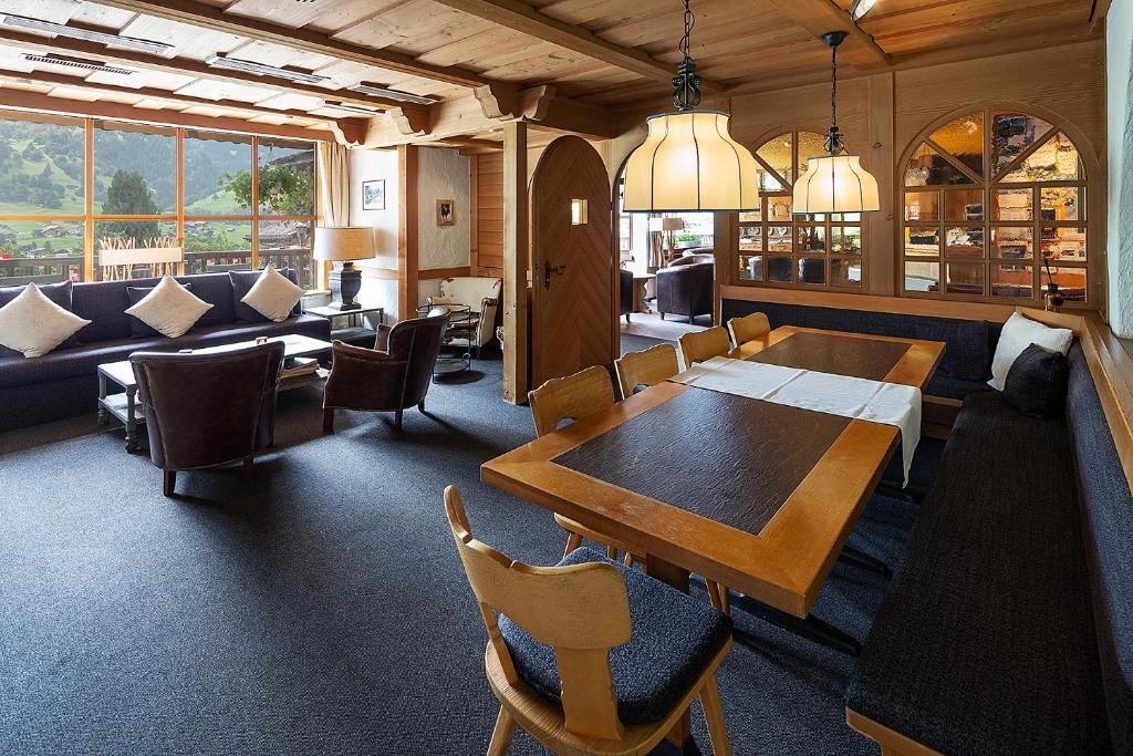 Jungfrau Lodge, Swiss Mountain Hotel