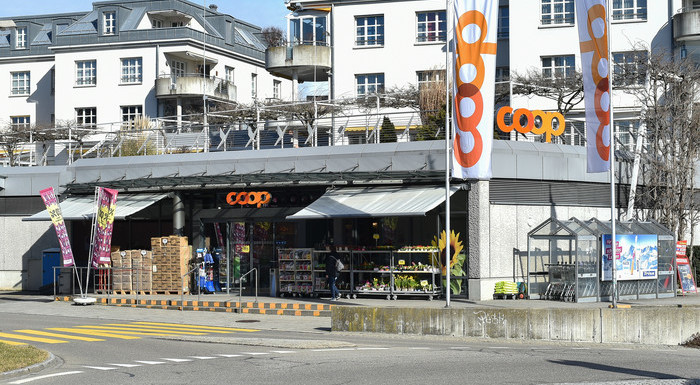 Coop Pfäffikon Bahnhof