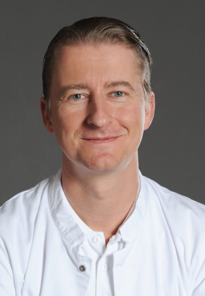 Dr. med. Gregor Clavadetscher