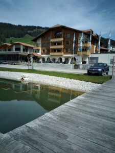 HOSTELLERIE AM SCHWARZSEE