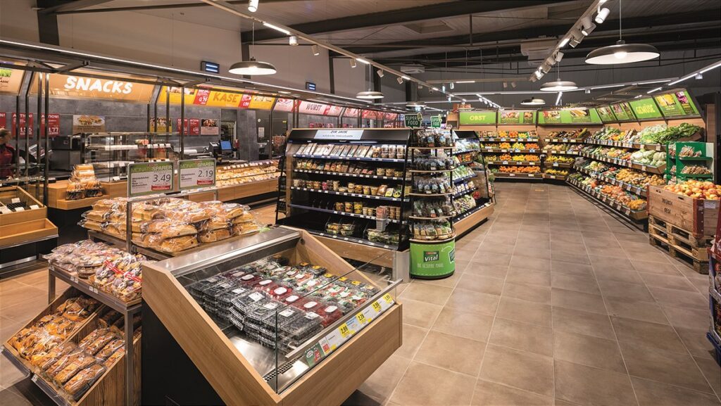 SPAR supermarket Kreuzlingen with TS Tamoil