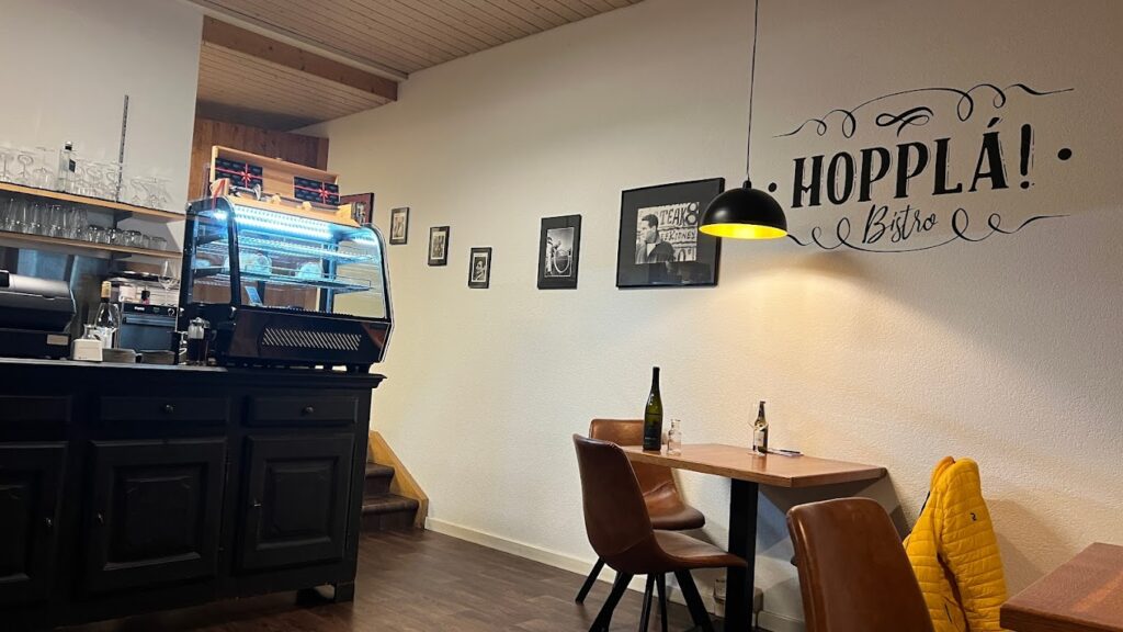 Hopplá Bistro