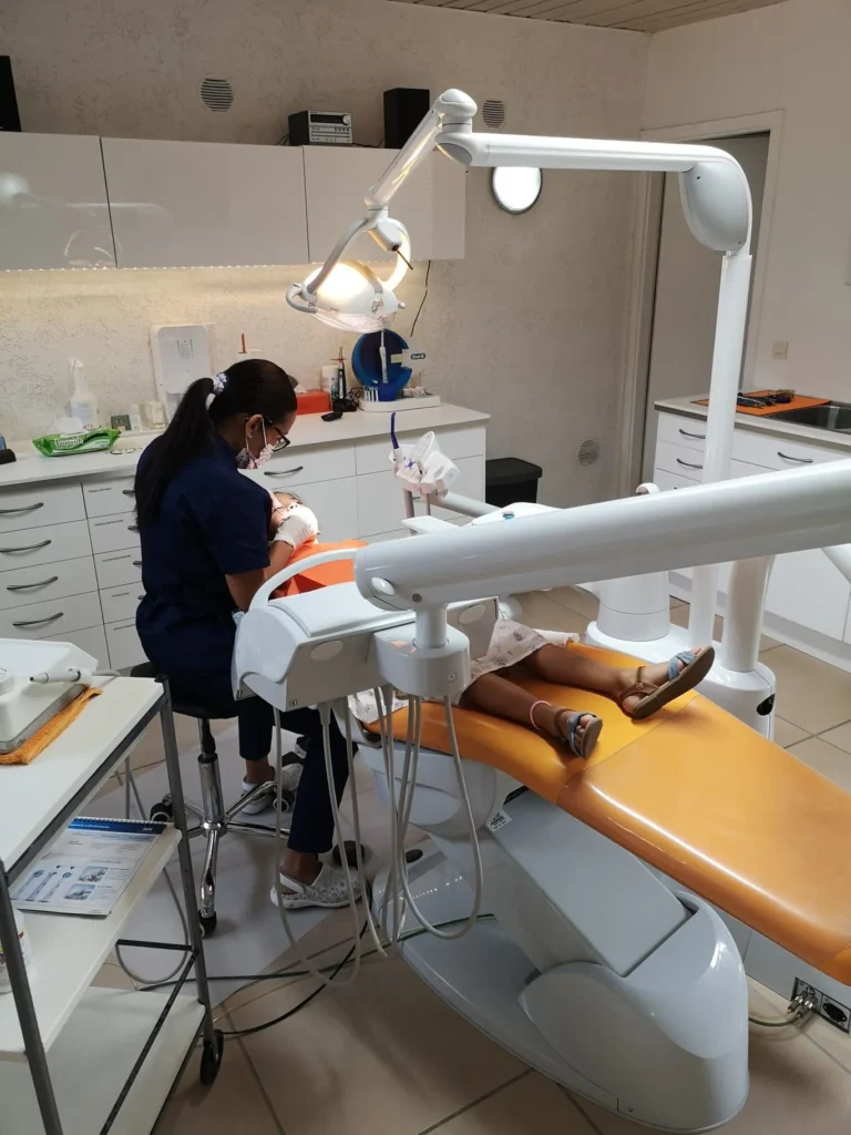 MDS Dental – Hygiéniste Dentaire