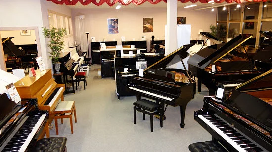 VD Centre Schmidt Pianos