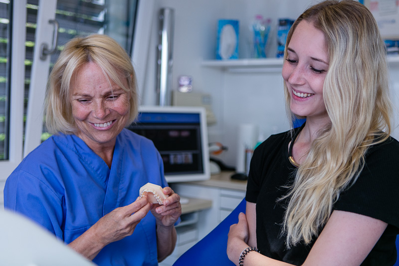 Dr. med. dent. Claudia Düren