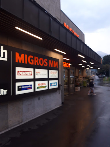 Migros-Supermarkt – Glarus – Zentrum Glärnisch