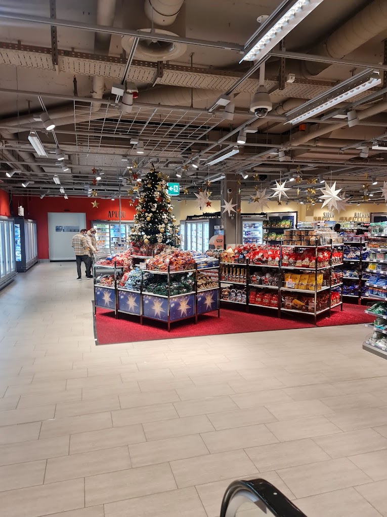 Migros-Supermarkt – Glarus – Zentrum Glärnisch