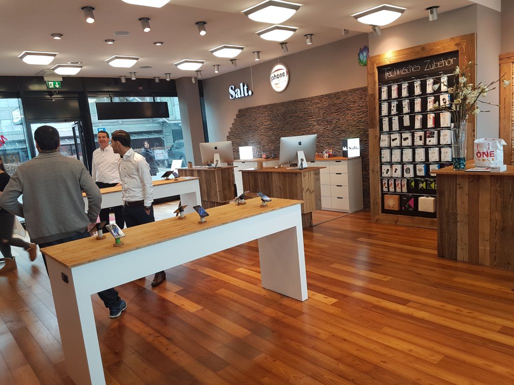 Phone Store – Handy, TV und Internet Abos. Handy & Tablet Reparaturen. in Baar, Zug