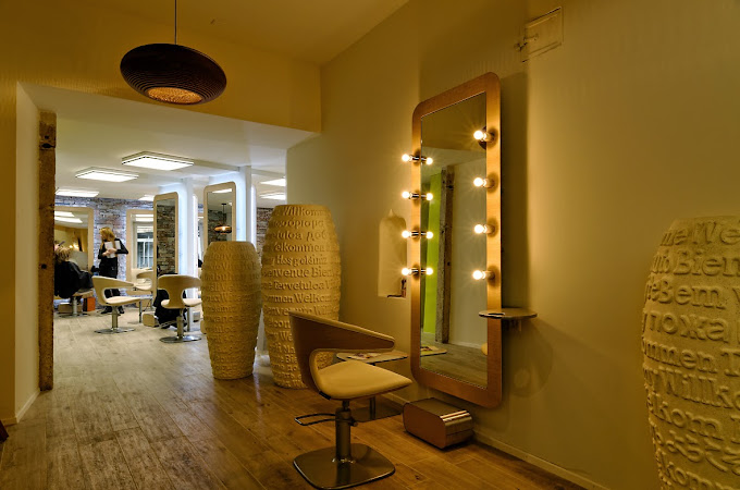 Casa Terranova- AVEDA Lifestyle Coiffeur & Spa