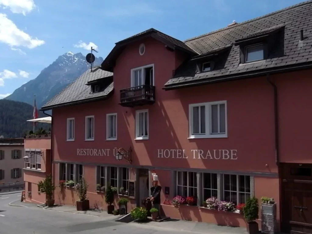 Restaurant Üja Traube Scuol