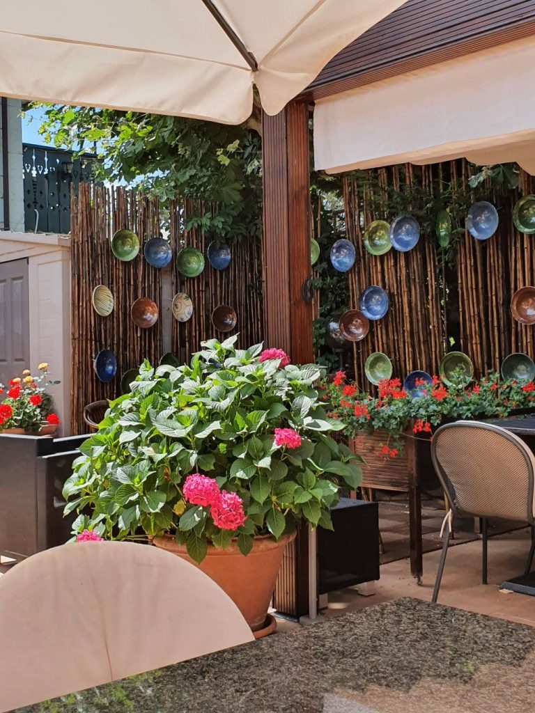 Kutchi Restaurant