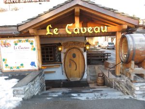 Le Caveau