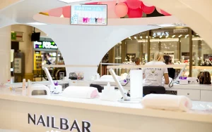 Nailbar