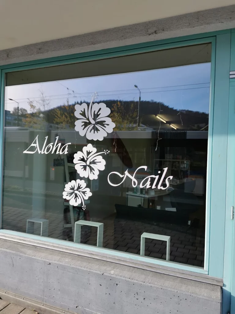 Aloha Nails