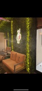 Royal – Bar & Lounge