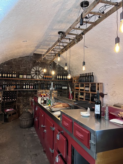 L’Enoteca di Via Cantonale