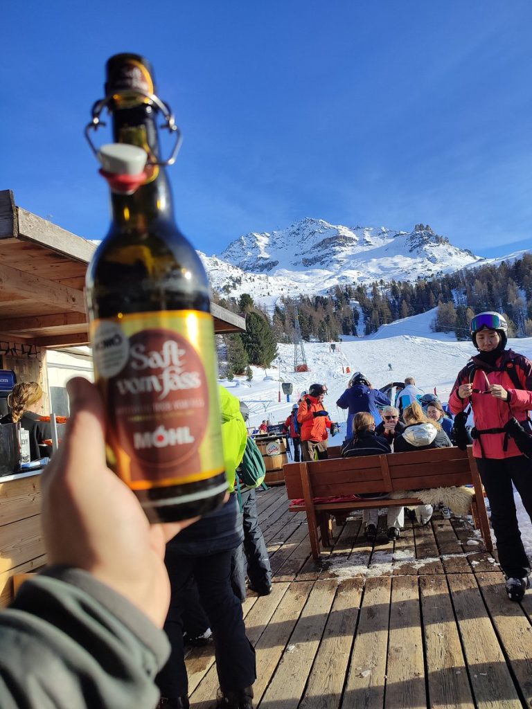 Hossa Bar Corvatsch