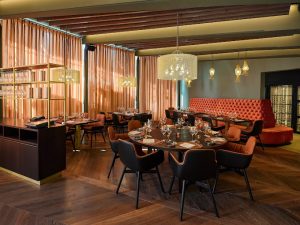 PLU – Restaurant & Lounge