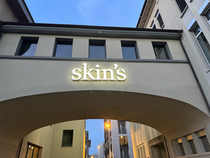 Skin’s – The Restaurant